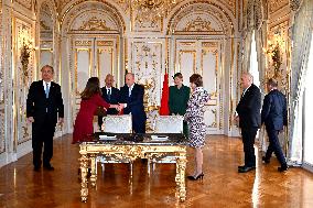 NO TABLOIDS - Prince Albert and Princess Charlene with Portuguese President during a Signing Ceremony - Monaco