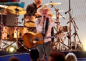 59th Annual CMA Awards - Show