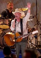 59th Annual CMA Awards - Show