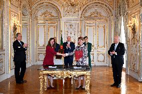 NO TABLOIDS - Prince Albert and Princess Charlene with Portuguese President during a Signing Ceremony - Monaco