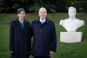 NO TABLOIDS - Prince Albert and Princess Charlene with Portuguese President At Saint-Martin Garden - Monaco