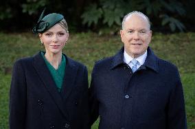 NO TABLOIDS - Prince Albert and Princess Charlene with Portuguese President At Saint-Martin Garden - Monaco