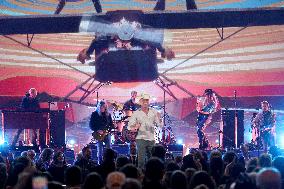 59th Annual CMA Awards - Show