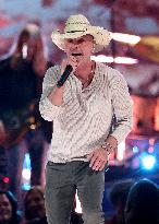 59th Annual CMA Awards - Show