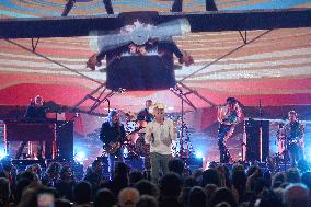 59th Annual CMA Awards - Show