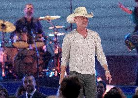 59th Annual CMA Awards - Show