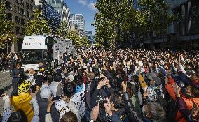 Baseball: Hanshin Tigers' victory parade