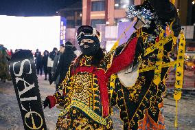 Skiing In Peking Opera Costumes - Jilin