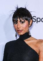 Femme It Forward Give Her FlowHERS Gala - LA