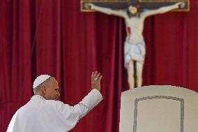 Pope Leo XIV At Weekly General Audience - Vatican