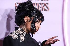 Femme It Forward Give Her FlowHERS Gala - LA