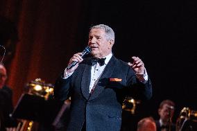 The Voice Is Back - Franck Sinatra - Paris