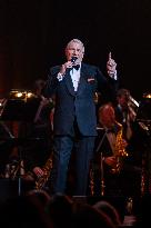 The Voice Is Back - Franck Sinatra - Paris