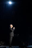 The Voice Is Back - Franck Sinatra - Paris