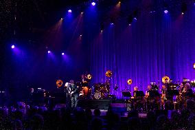 The Voice Is Back - Franck Sinatra - Paris