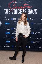 The Voice Is Back - Franck Sinatra - Paris