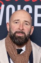 The Voice Is Back - Franck Sinatra - Paris