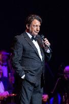 The Voice Is Back - Franck Sinatra - Paris