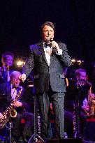 The Voice Is Back - Franck Sinatra - Paris