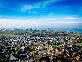 Seaport Expansion Will Cause A Dutch Village To Disappear - Netherlands