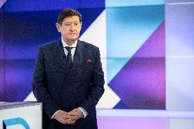 Patrick Kanner on DImanche En Politique - Paris AJ