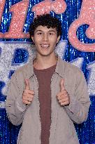 Sur Un Air De Blues - Song Sung Blue Paris Premiere NB