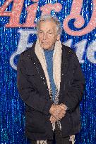 Sur Un Air De Blues - Song Sung Blue Paris Premiere NB