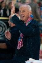 Irish Fashion Designer Paul Costelloe Dies Aged 80 - London