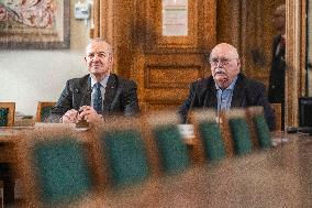 Press Conference By Senators On The 2026 Finance Bill - Paris