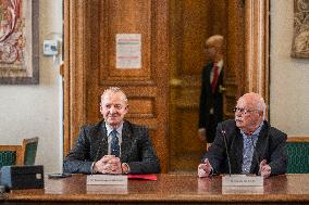 Press Conference By Senators On The 2026 Finance Bill - Paris