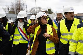 Rachida Dati visits La Courneuve Six Routes station construction site
