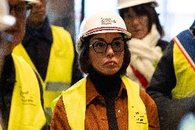 Rachida Dati visits La Courneuve Six Routes station construction site