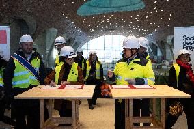 Rachida Dati visits La Courneuve Six Routes station construction site