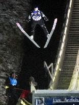 Ski jumping: World Cup in Lillehammer