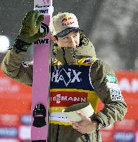 Ski jumping: World Cup in Lillehammer