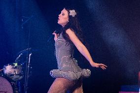 Alessi Rose In Concert - London