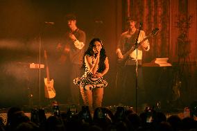 Alessi Rose In Concert - London