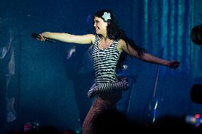 Alessi Rose In Concert - London