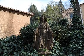 Tibhirine Monastery Memorial - Medea