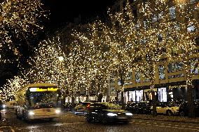 Illustration - Christmas in Paris