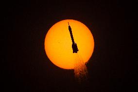 China Sends Shenzhou-22 To Orbit - Jiuquan