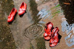 Zapatos Rojos Installation Inauguration - Rome