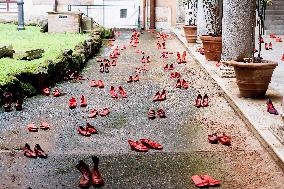 Zapatos Rojos Installation Inauguration - Rome