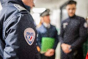 Visit By Rachida Dati And Aurore Berge At Central Police Station - Paris