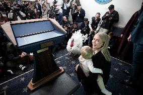Donald Trump welcomes Christmas Tree - Washington