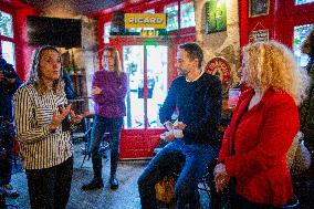 David Belliard Visits A Safe Place For Women - Paris