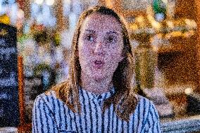 David Belliard Visits A Safe Place For Women - Paris