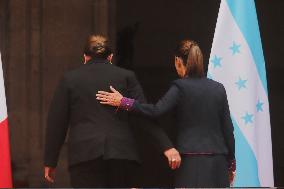 Honduran President Xiomara Castro Wecoming Ceremony - Mexico City