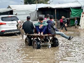 Al Mawasi Storm Destroys Displaced Tents - Gaza