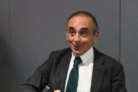 Eric Zemmour Book Signing - Paris